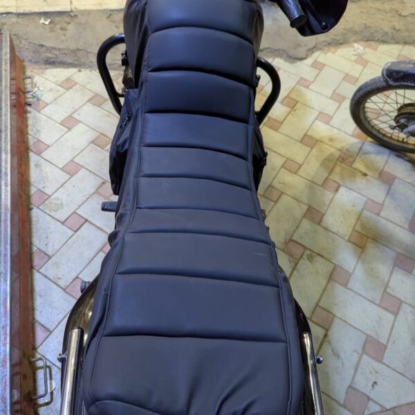 Yamaha YBR 125, YBR 125 G soft rexine leather type Motorcycle Cover